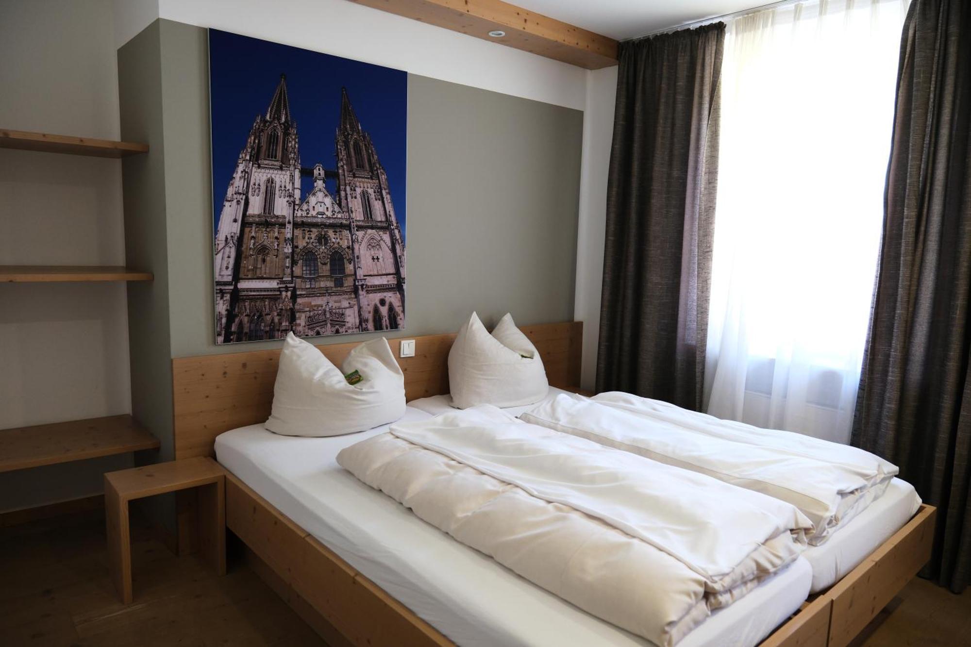 "Beim Butz" Hotell Worth an der Donau Exteriör bild